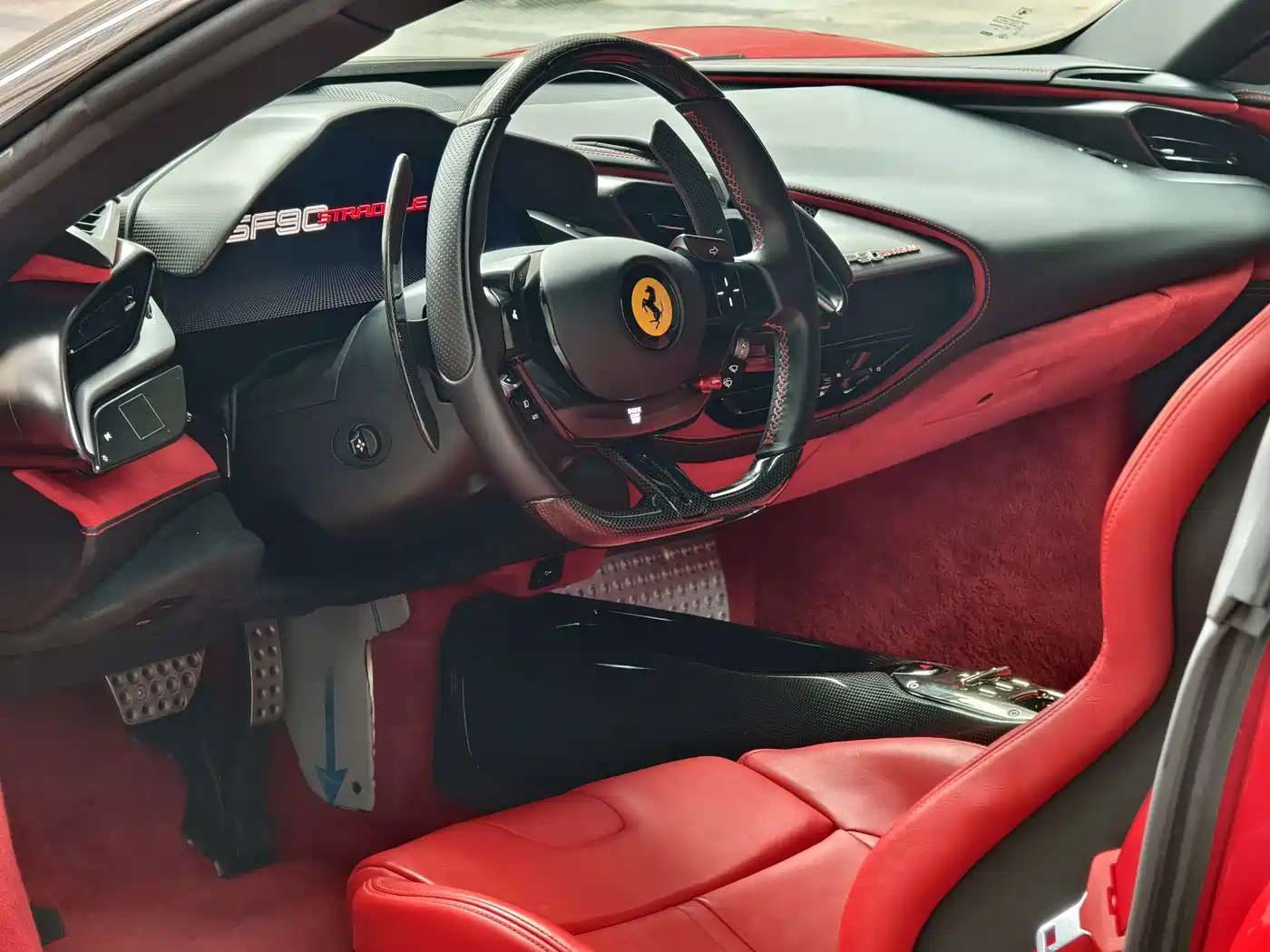 Ferrari SF90 2021 2020 3.9T V8 Stradale