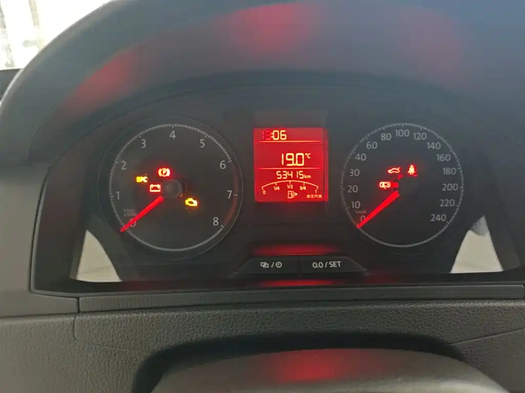 Volkswagen Santana 2018 1.5L Manual Trend Edition фото 11