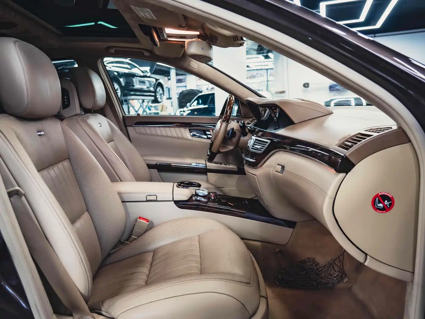 Mercedes-Benz S-Class 2010 S 600 L фото 18