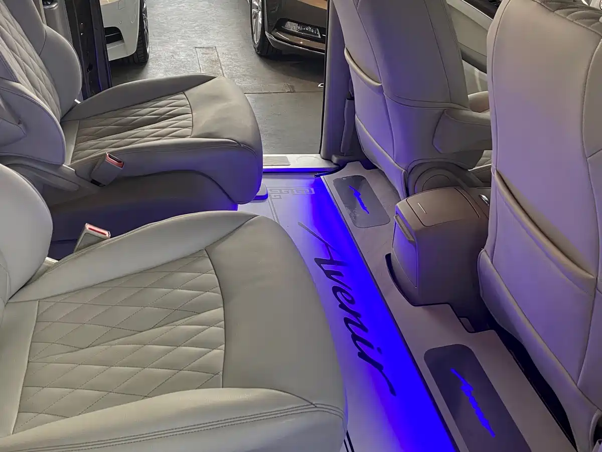 Buick GL8 2022 Land Business Class 652T Comfort фото 15