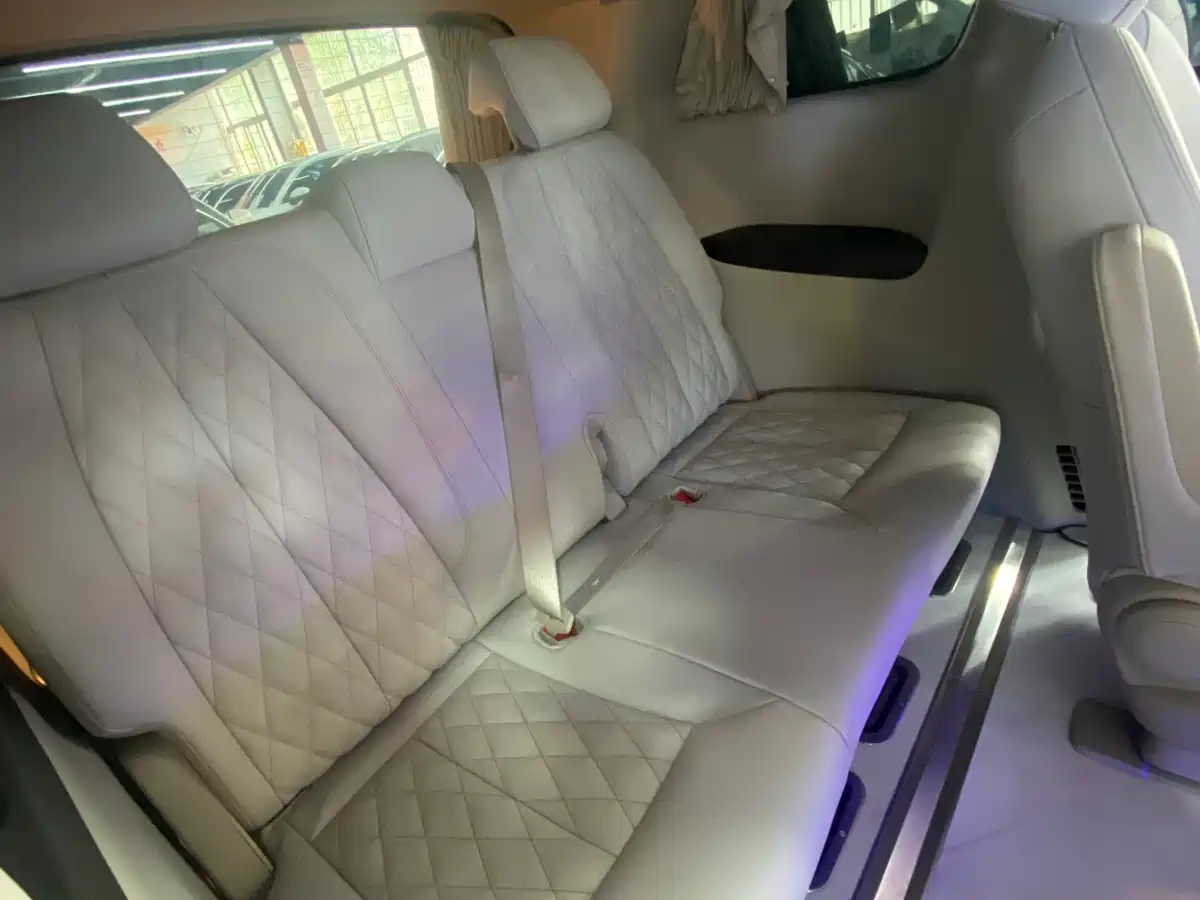 Buick GL8 2022 Land Business Class 652T Comfort фото 16