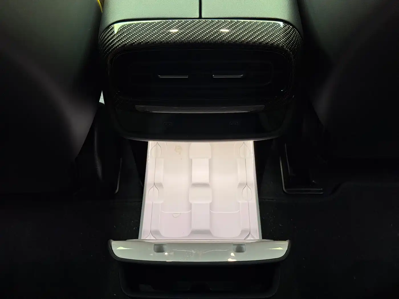 XIAOMI CAR XIAOMI SU7 ULTRA