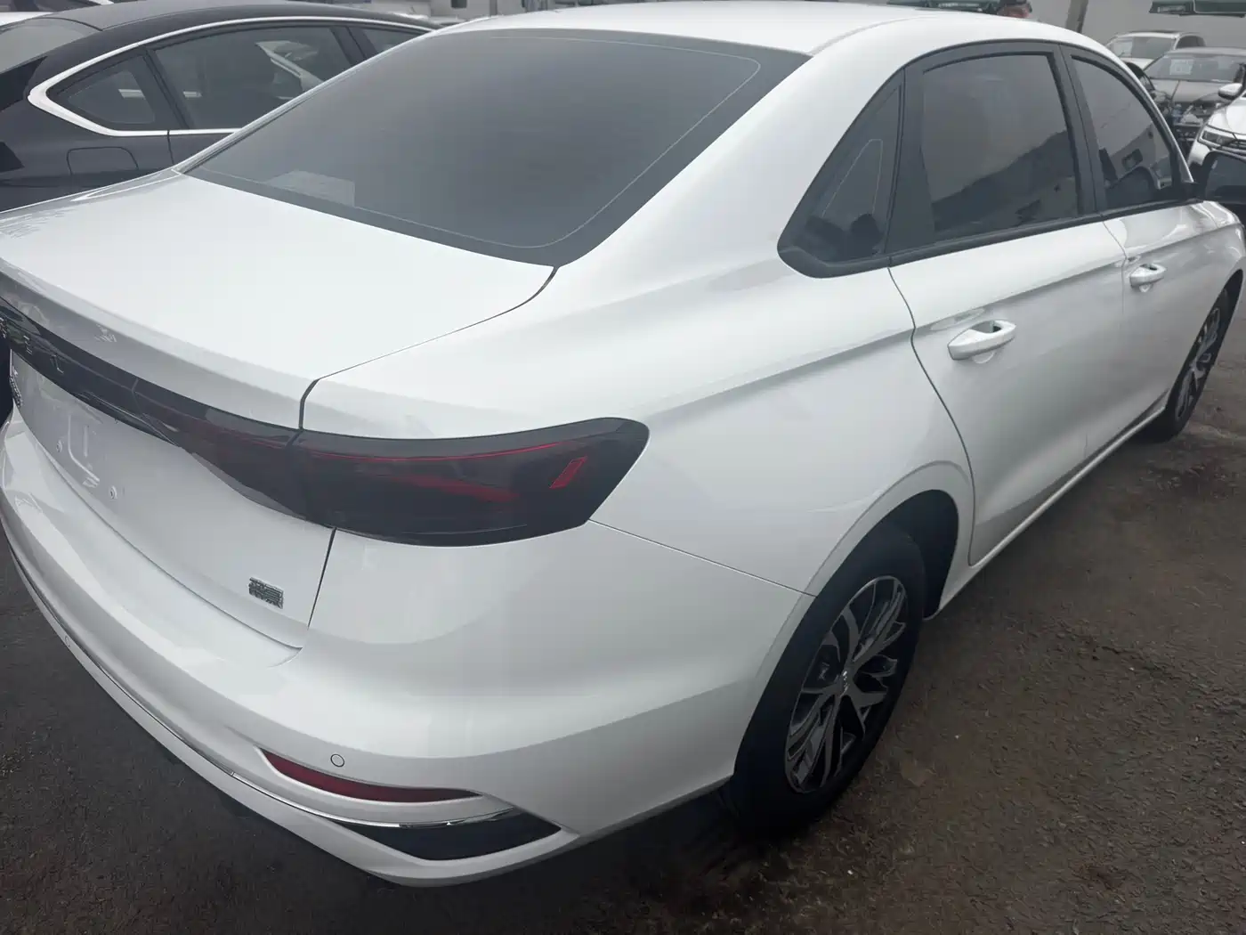GEELY EMGRAND