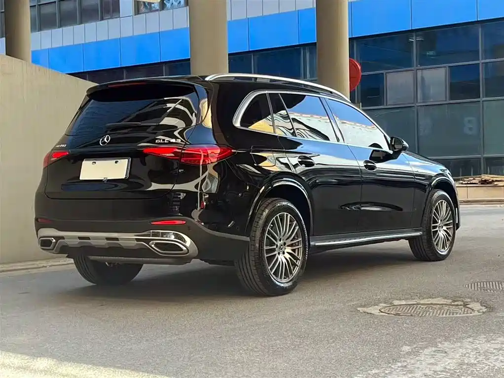 Mercedes-Benz GLC 2024 GLC 300 L 4MATIC Dynamic 5-seater фото 5
