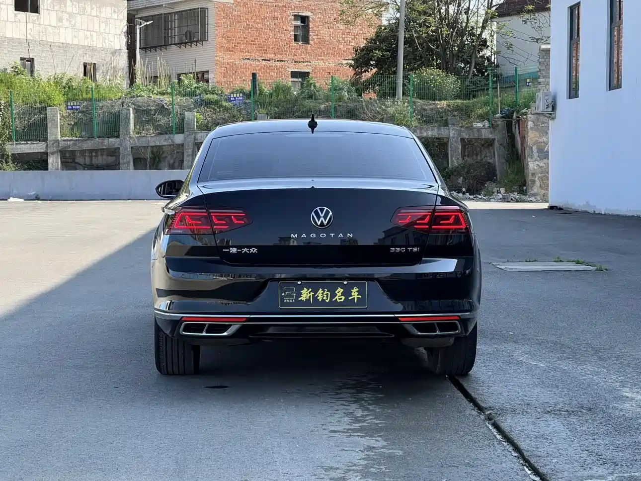 Volkswagen Magotan 2023 Model 2 Million Commemorative Edition 330TSI DSG Luxury фото 15