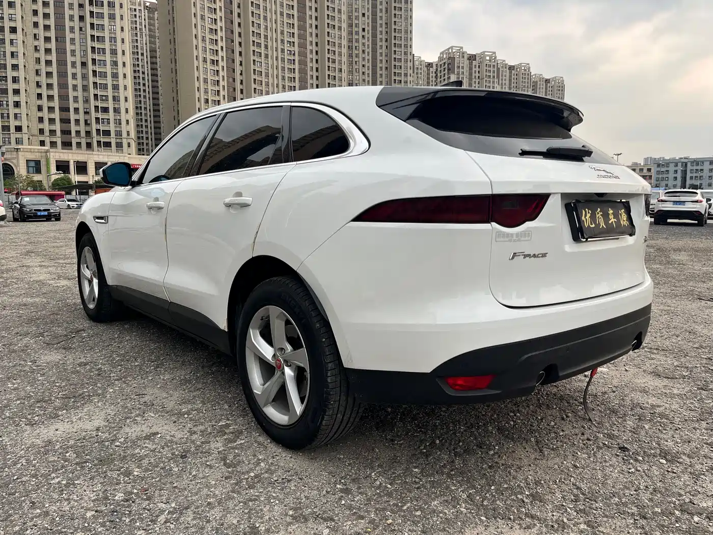 JAGUAR F PACE