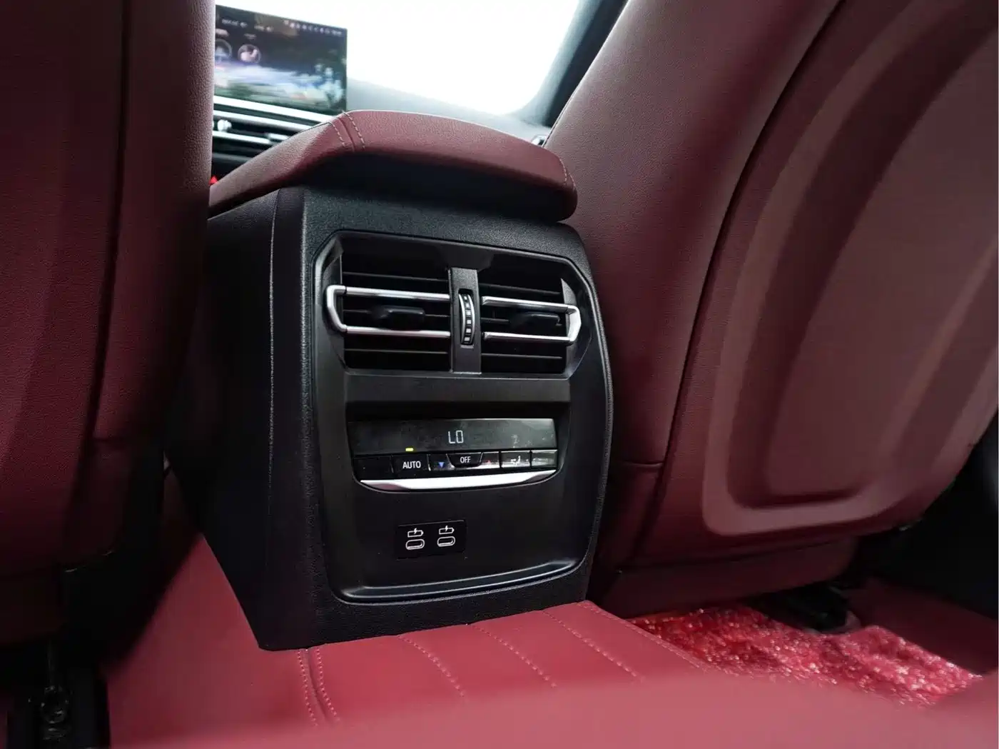 Фото 22 - BMW 3 Series