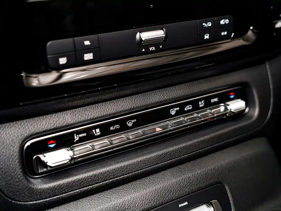Mercedes-Benz Vito 2026 2024 2.0T Elite Edition 7-Seater