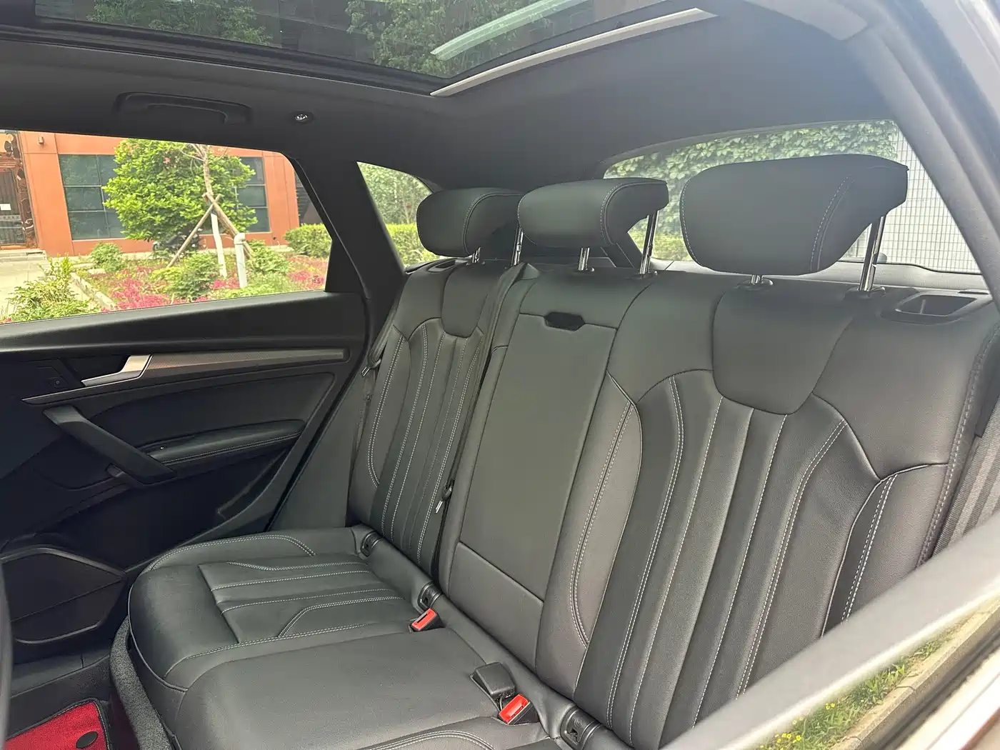 Audi Q5L 2022 Facelift 40T Luxury Dynamic фото 10