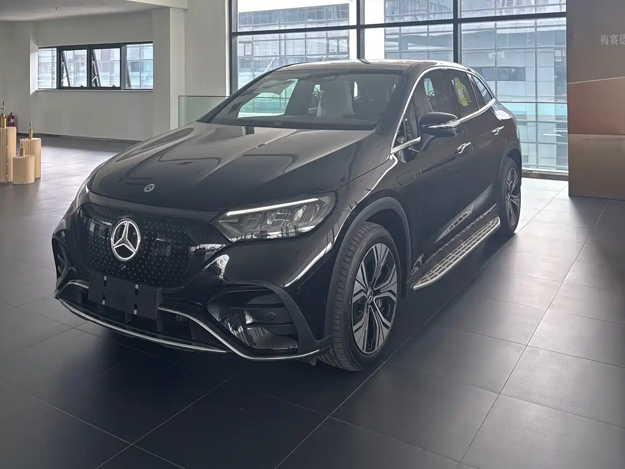 Mercedes-Benz EQE SUV 2026 500 4MATIC Luxury Edition