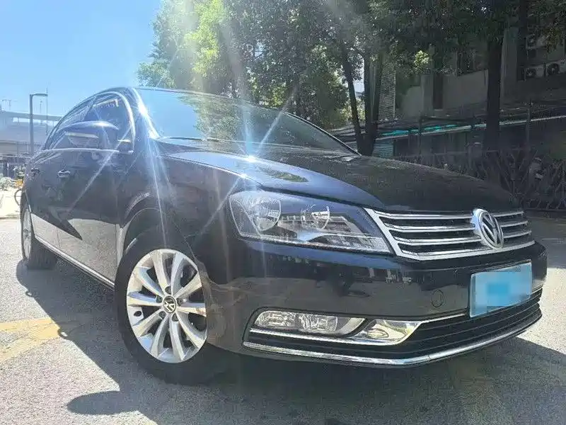 Volkswagen Magotan 2013 1.8TSI Luxury фото 3