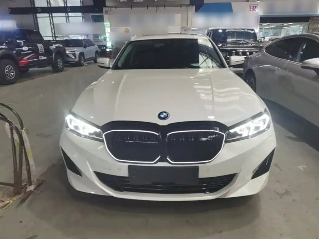BMW i3 2024 eDrive 35 L фото 3