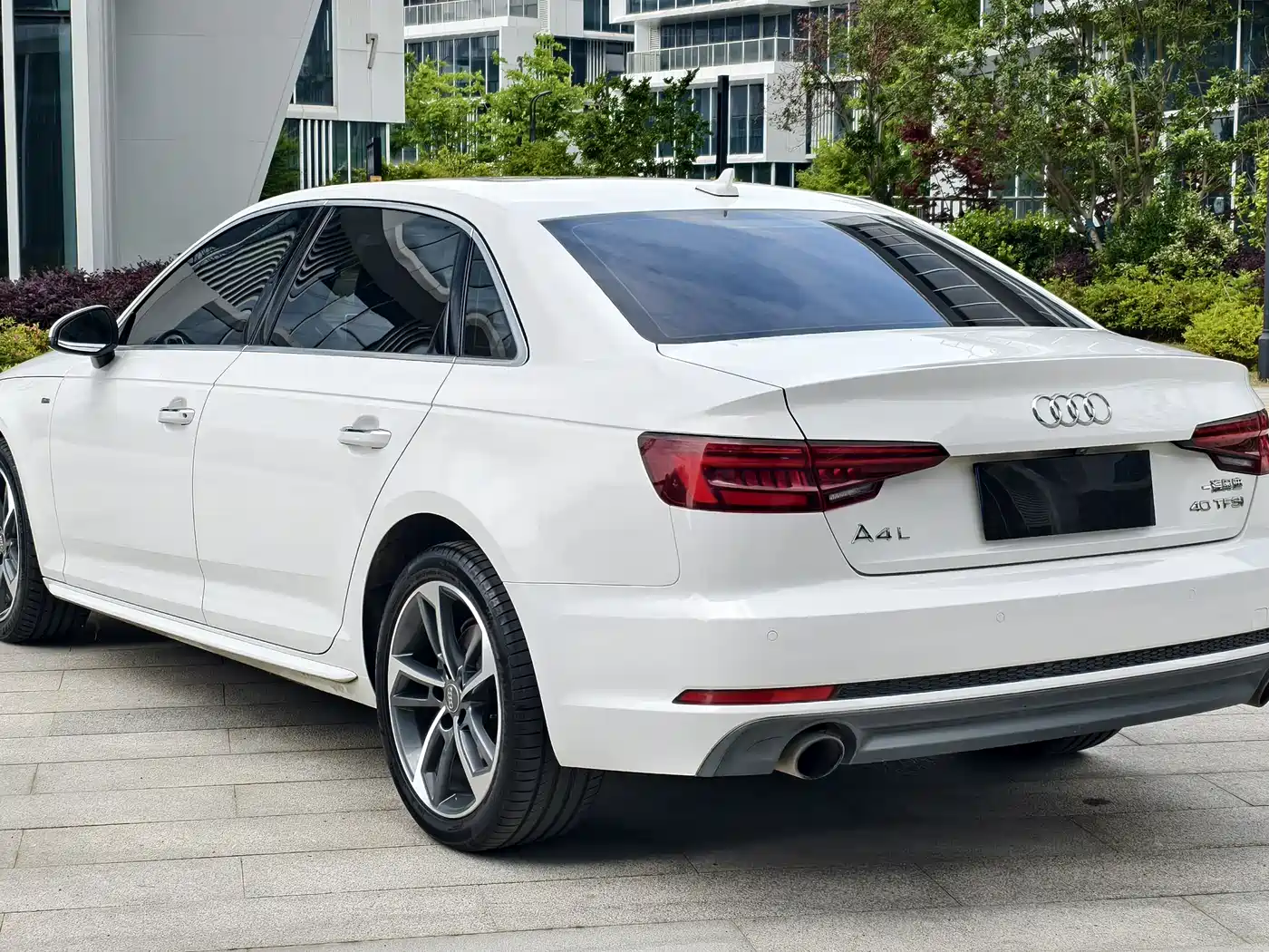 Audi A4L 2018 30th Anniversary 40 TFSI Fashion фото 7