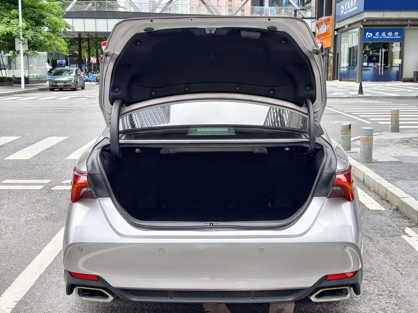 Toyota Avalon 2019 2.0L Luxury Edition (China VI) фото 8