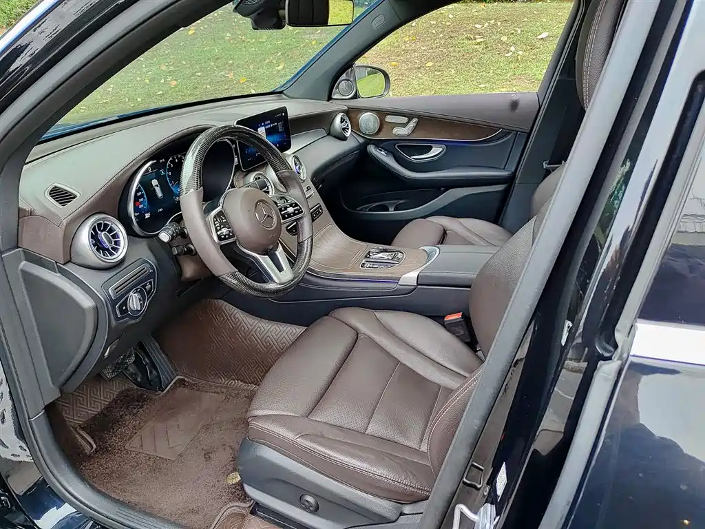 Mercedes-Benz GLC 2020 Facelift GLC 300 L 4MATIC Dynamic фото 7
