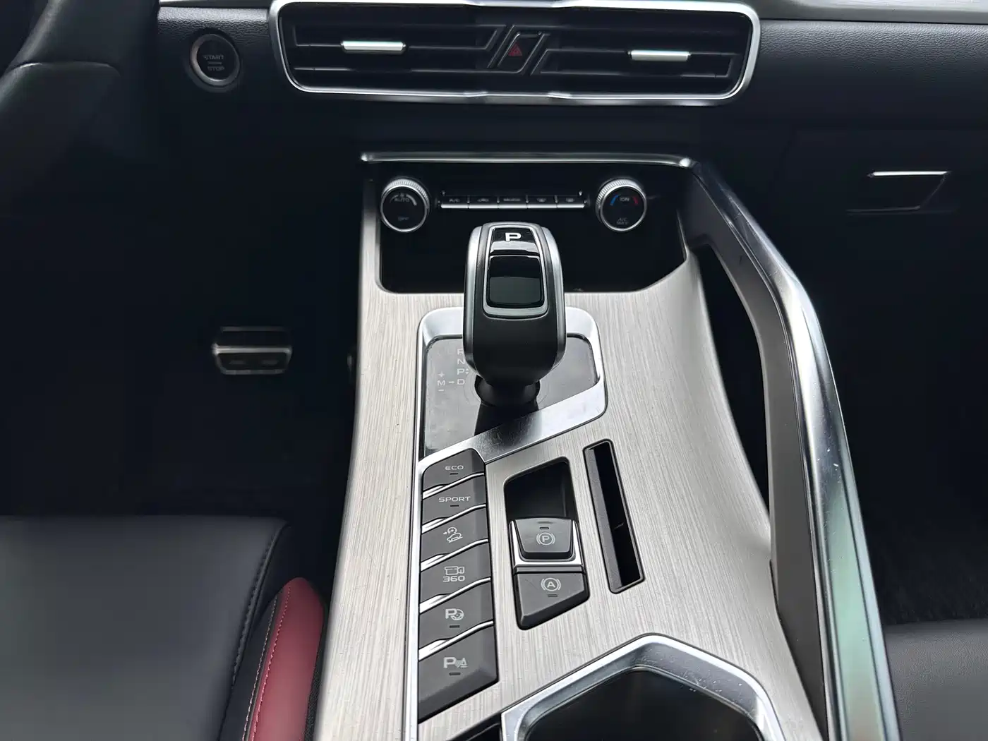 Geely Binyue 2019 2019 Sport 260T DCT Battle China VI
