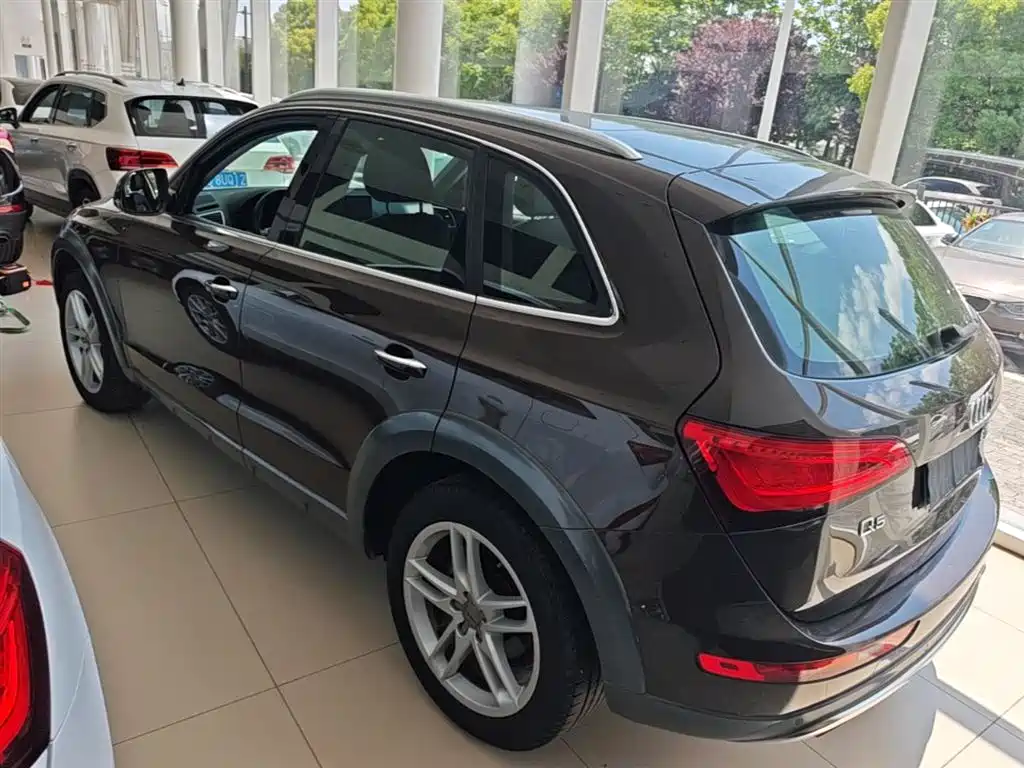 Audi Q5 2017 Plus 40 TFSI Technology фото 5