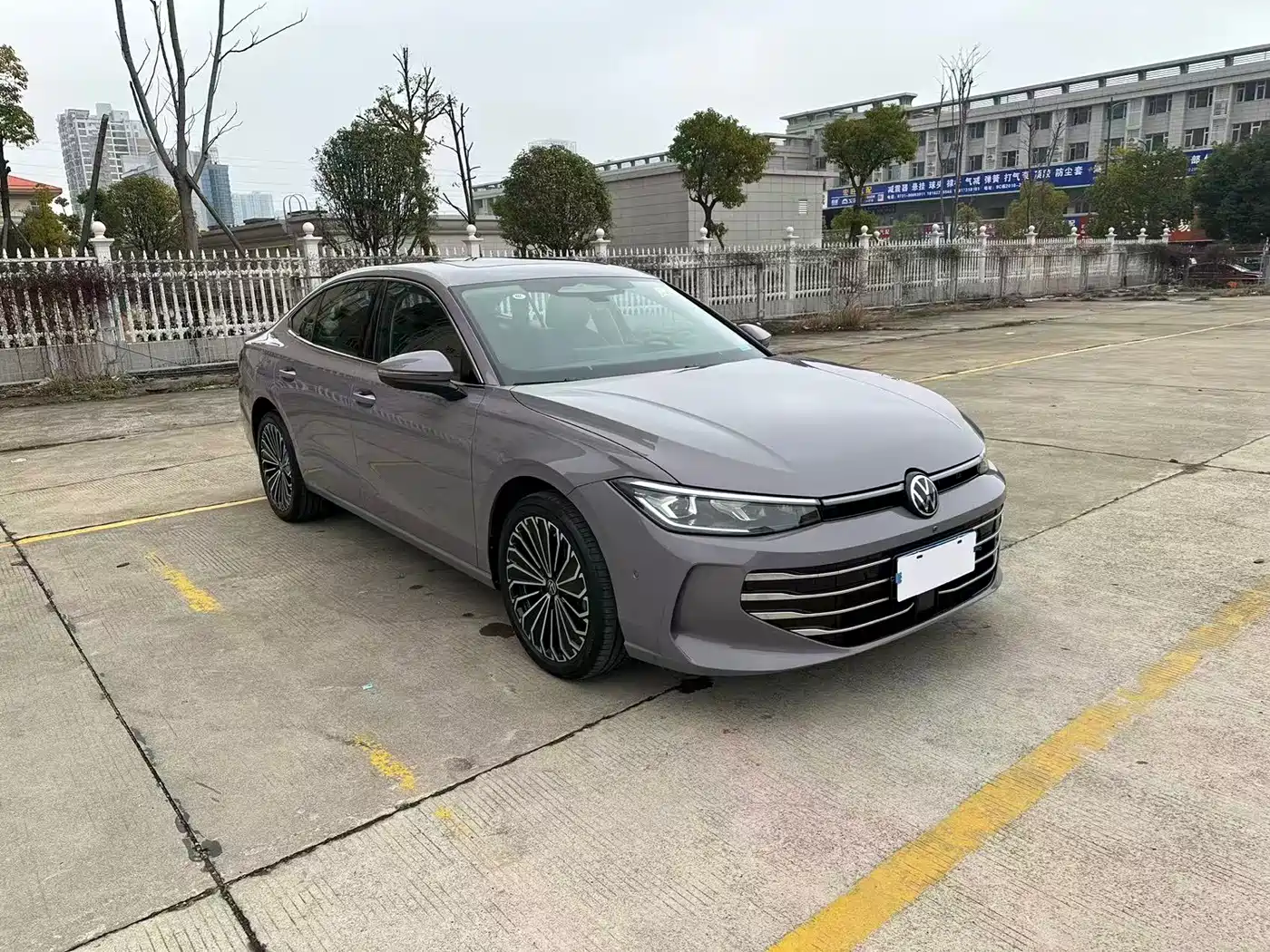 Volkswagen Passat 2025 Outstanding 380TSI Dragon Glory Edition