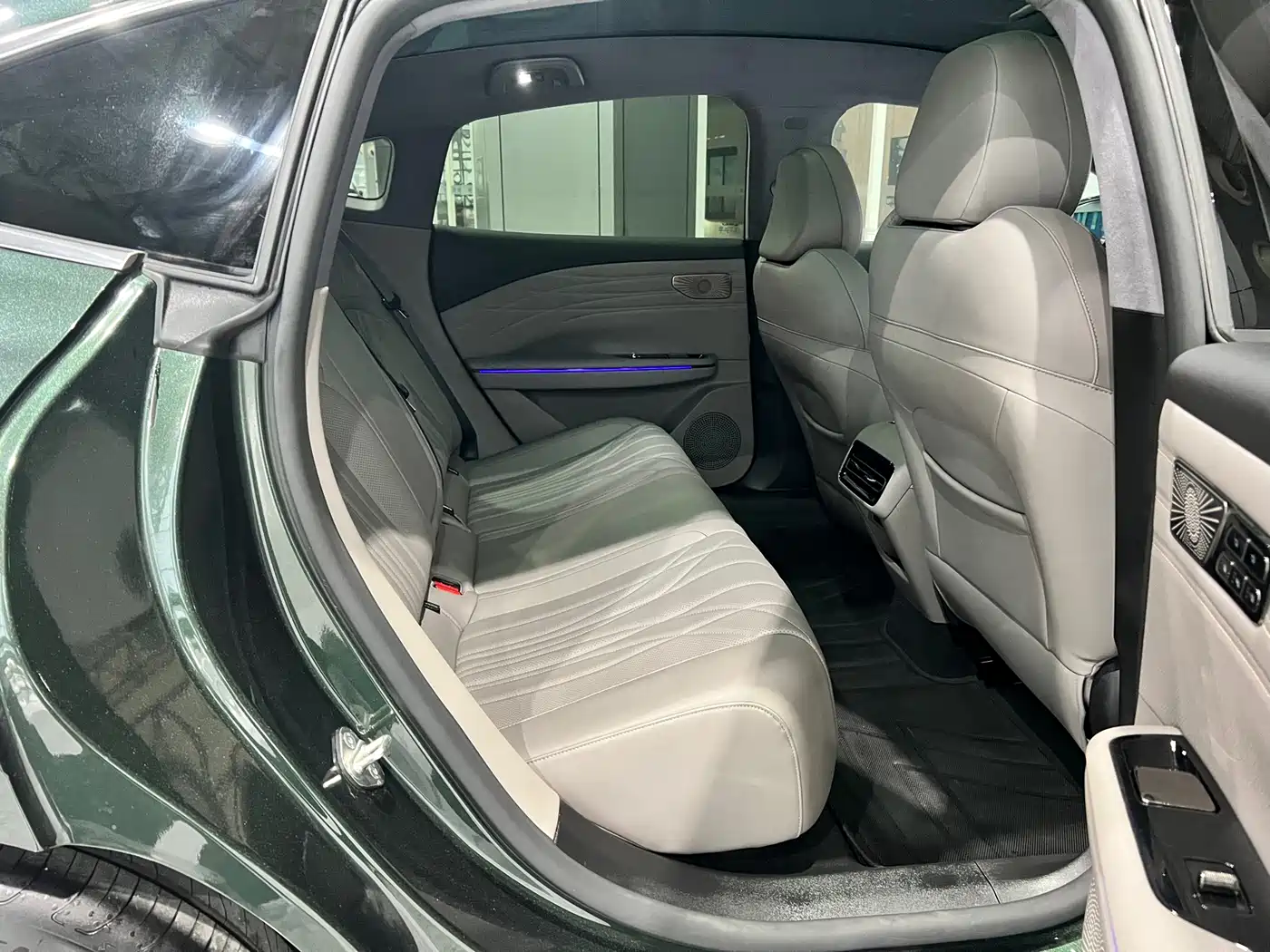 Geely Galaxy Galaxy Xingyao 8 2025 130km EM-P Starship Edition фото 13