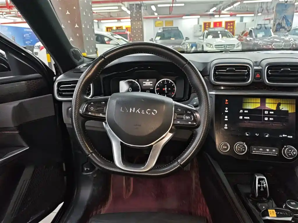 Lynk & Co 03 2019 2.0TD Auto Power Version фото 17