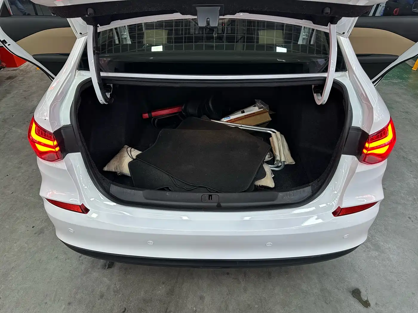 Chevrolet Monza 2022 320 Automatic Enjoyment Sunroof Edition фото 15