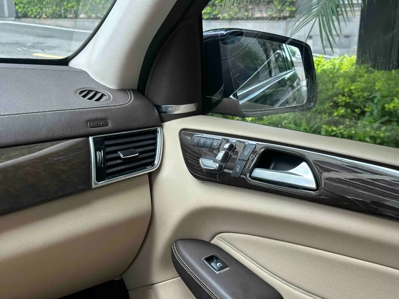 Mercedes-Benz GLS 2018 2017 GLS 400 4MATIC Fashion