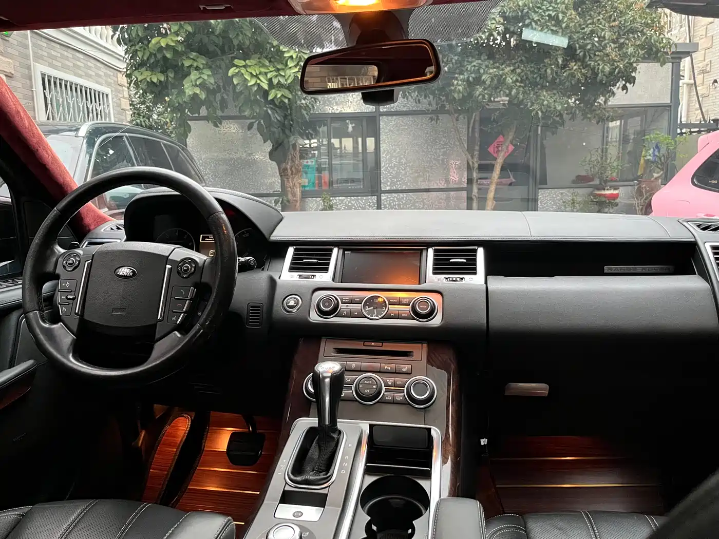 Land Rover Range Rover Sport 2011 5.0 SC V8 HSE фото 15