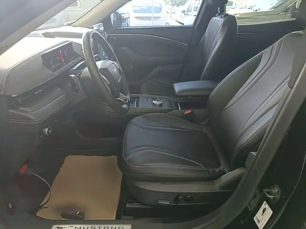 Ford Mustang Mach-E 2023 2021 Boundless RWD Luxury (Long Range)
