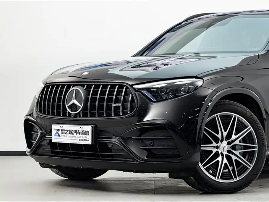 Mercedes-Benz GLC AMG 2024 AMG GLC 43 4MATIC фото 3
