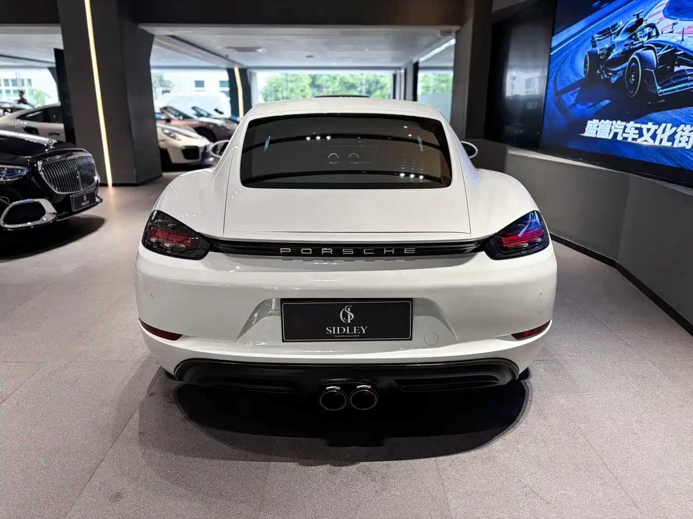 Porsche 718 2016 Cayman 2.0T фото 5