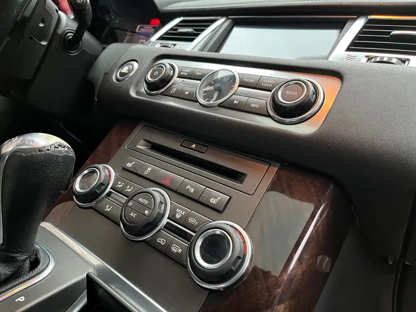 Land Rover Range Rover Sport 2011 5.0 SC V8 HSE фото 16