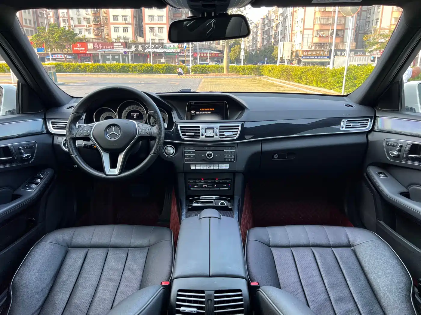 Mercedes-Benz E-Class 2015 E 260 L Sport фото 22