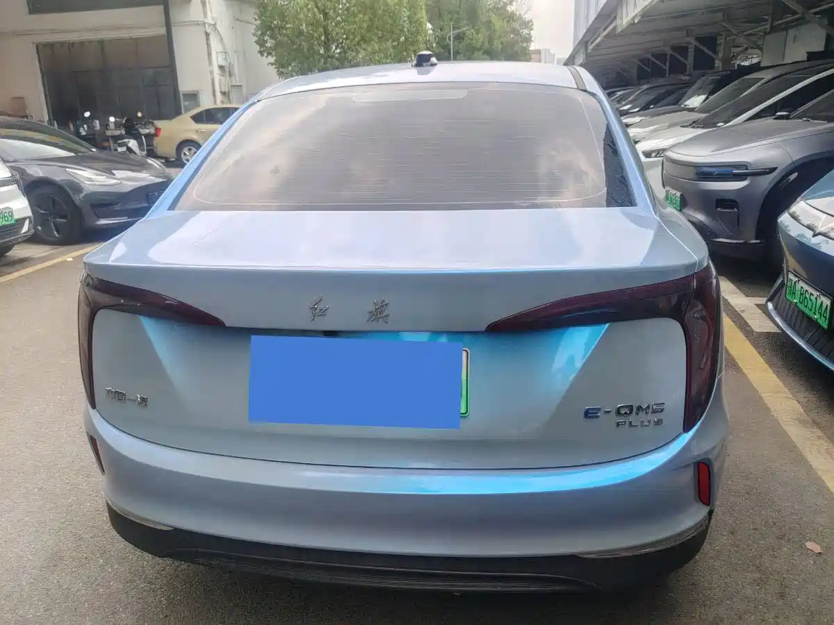 Hongqi E-QM5 2023 620km PLUS фото 9