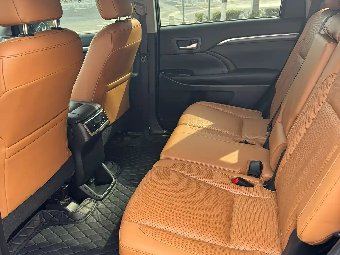 Toyota Highlander 2018 Model 2.0T 4WD Knight Edition 7-Seater China VI фото 9