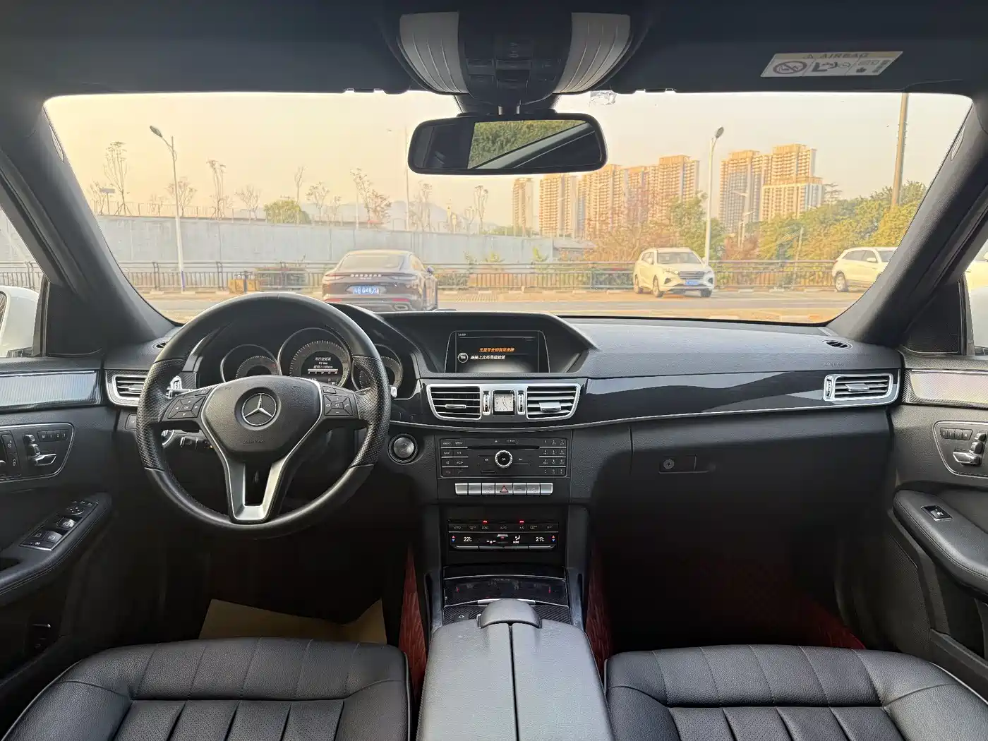 Mercedes-Benz E-Class 2015 E 260 L Sport фото 14