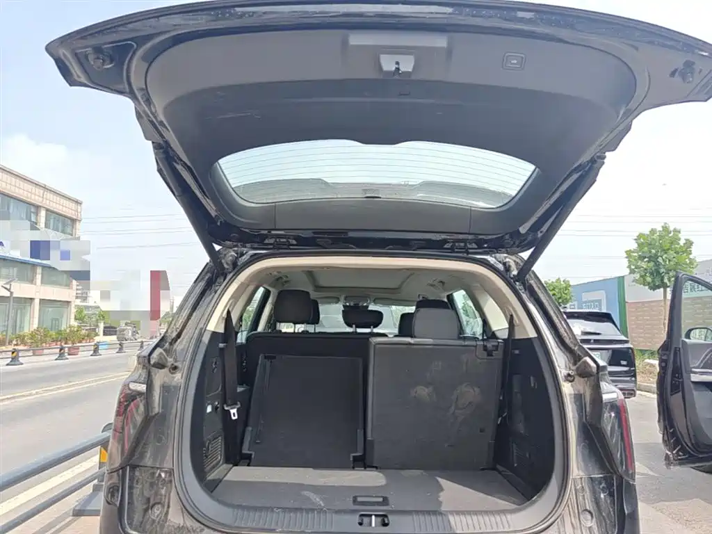Hongqi HS7 PHEV 2024 2.0T PHEV AWD Qichang Edition 7-seater фото 19
