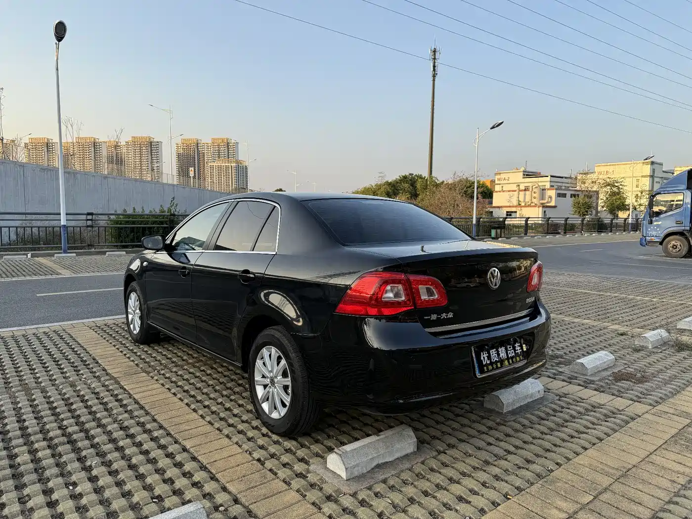Volkswagen Bora 2012 1.6L Automatic Luxury Model фото 6