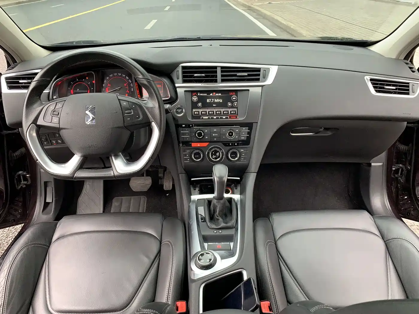DS 6 2016 2016 1.6T Luxury THP160