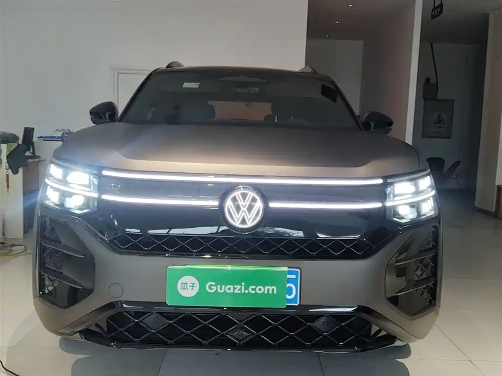 Volkswagen Teramont 2025 2025 Teramont Pro 450TSI 4WD Summit Edition