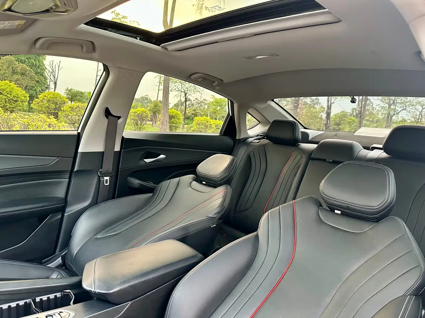 GEELY AUTOMOBILE BINRUI