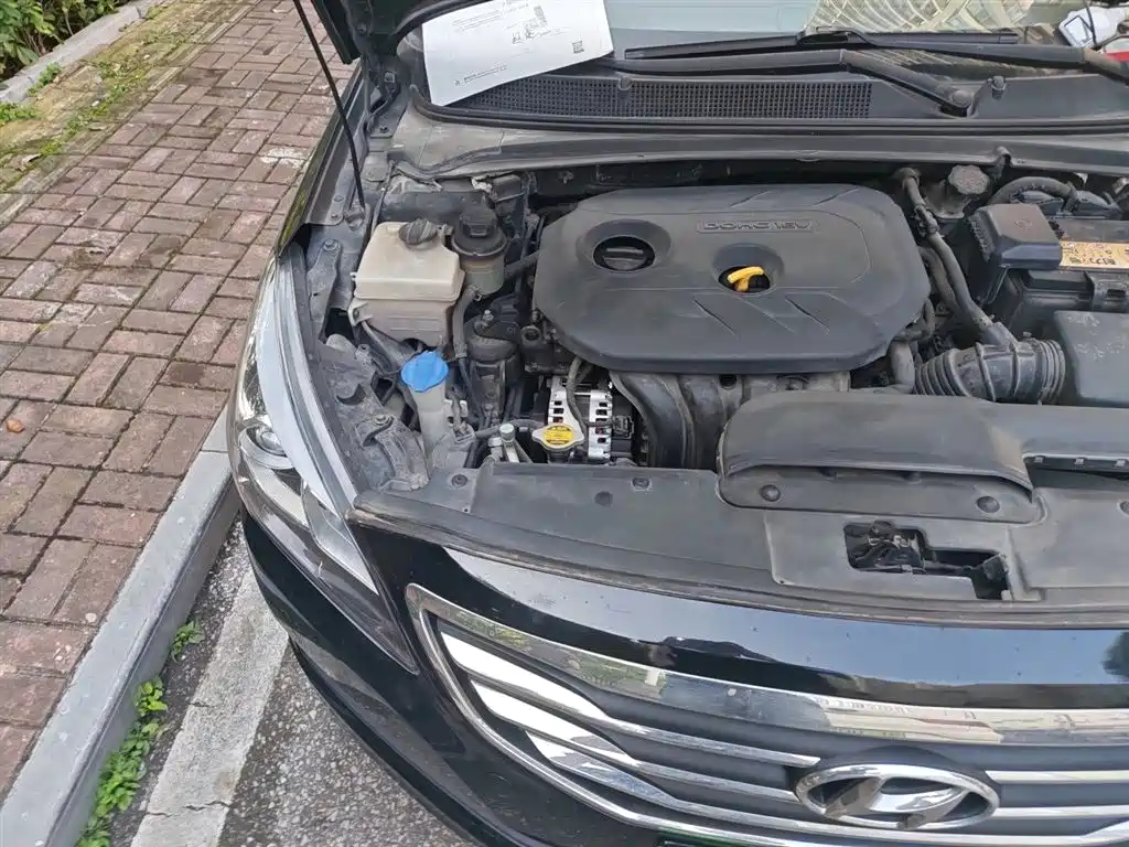 Hyundai Mistra 2014 1.8L Auto Comfort GL фото 20