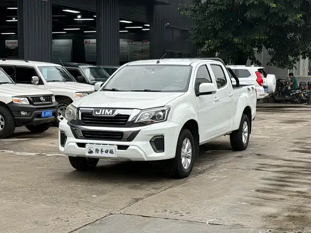  Isuzu Ruimai 2023 Model 2.5T Diesel Manual 4WD Damai Version Standard Wheelbase