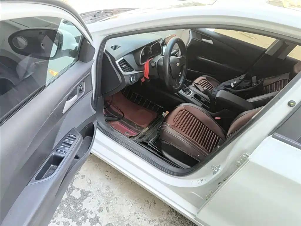 Chevrolet Cavalier 2019 320 Auto Sunroof Enjoyment Edition фото 16