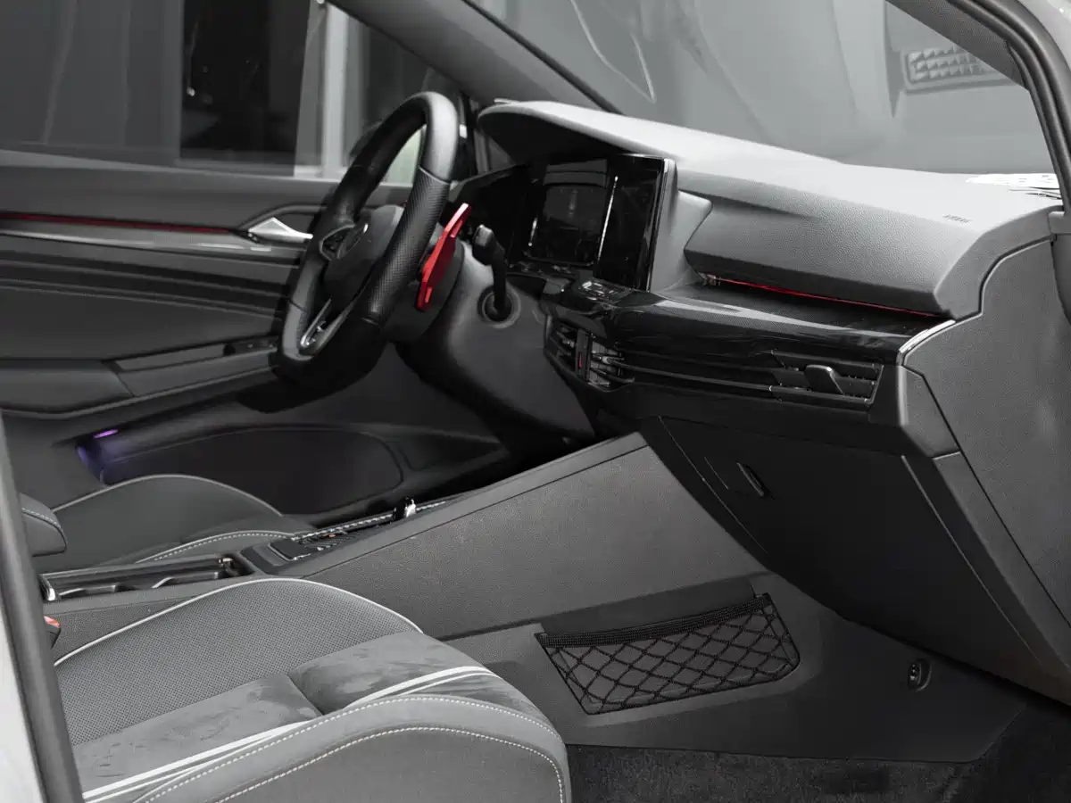 Volkswagen Golf 2021 280TSI DSG R-Line фото 20