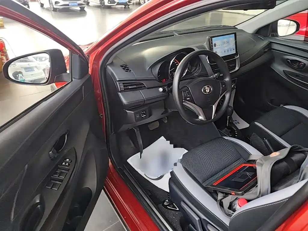 Toyota YARiS L Zhi Xuan 2022 Zhi Xuan X 1.5L CVT Leading PLUS Edition фото 16