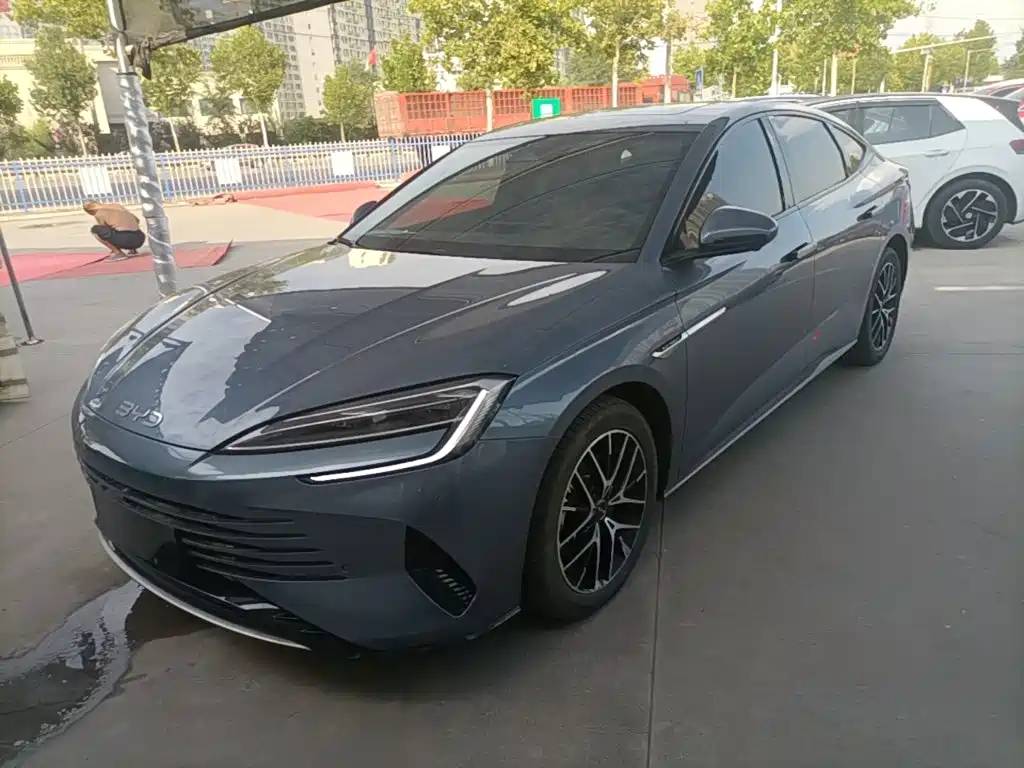 BYD SEAL