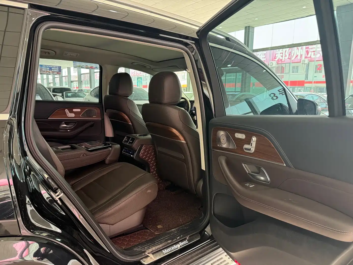 Mercedes-Benz GLS 2022 Second Facelift GLS 450 4MATIC Luxury фото 12