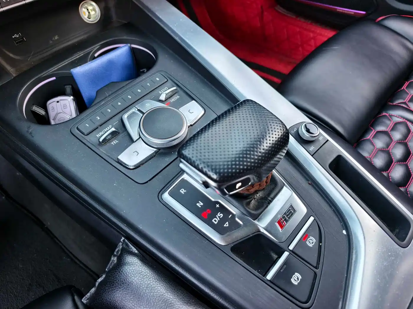 Audi A4L 2019 45 TFSI quattro Sport (China V) фото 6