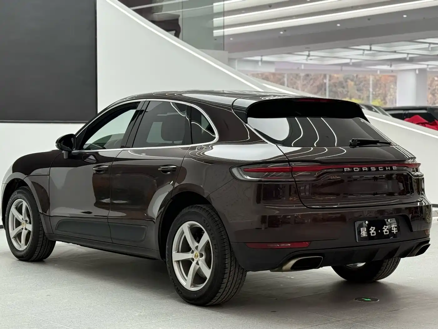 Porsche Macan 2018 Macan 2.0T фото 8