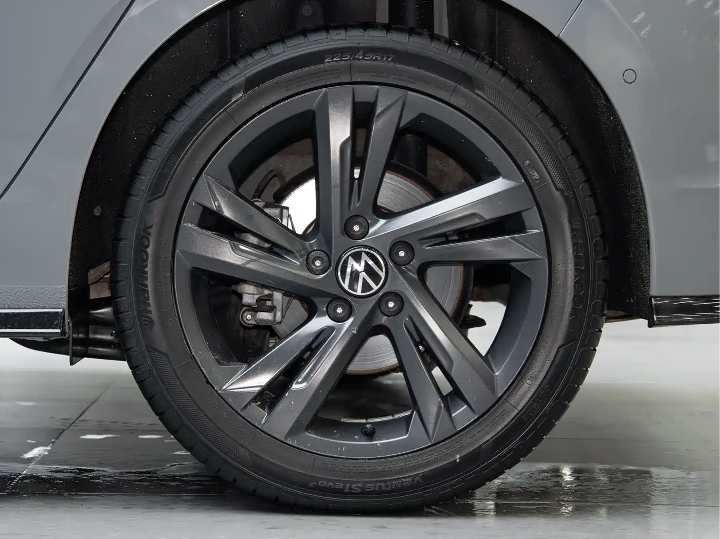 Volkswagen Golf 2021 280TSI DSG R-Line фото 22